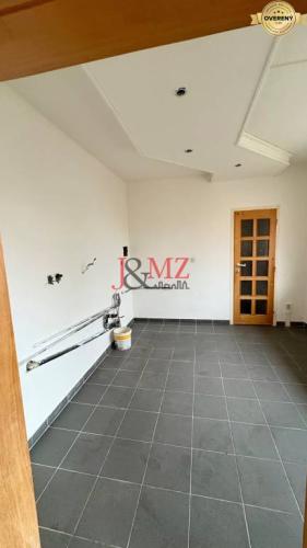 Reality Slnečný 2-izbový byt vo vynikajúcej lokalite – stačí dokončiť kuchyňu