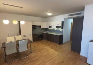 Reality Prenájom 2-izbového bytu, Kopčianska, Kopčianska, Petržalka