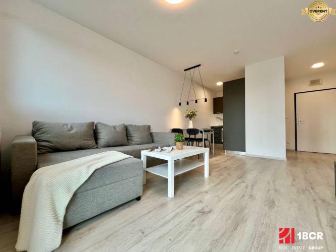 Reality KOMPLETNE ZARIADENÝ SVETLÝ 2-IZB. BYT, NOVOSTAVBA NUPPU, HRANIČNÁ UL.