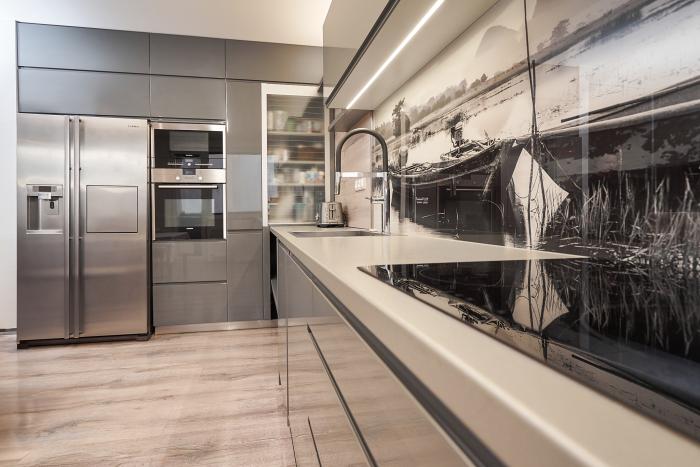 Reality CENTRUM MESTA | ELEGANTNÝ PRÉMIOVÝ 4-izbový byt | KOMPLETNÁ KVALITNÁ REKONŠTRUKCIA | TEHLOVÝ DOM