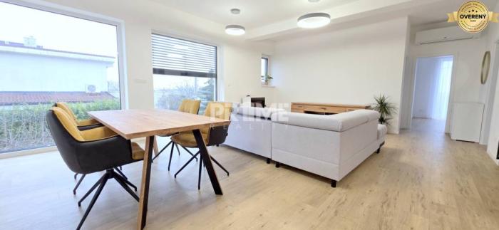 Reality BÝVAJ PRVÝ v 4,5i byte, NOVOSTAVBA, KLÍMA, PARKING, Trnková ulica