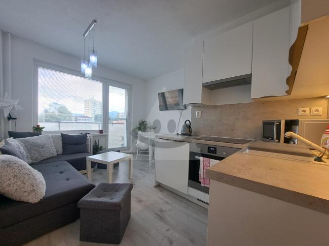 Reality 2-izbový byt byt, Liptovský Mikuláš, Sídlisko 4. apríla, Vrlíkova