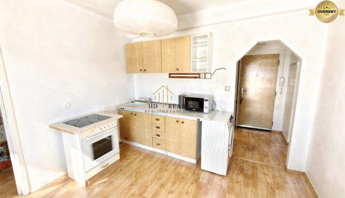 Reality HD Reality, ponúka na prenájom 2 izbový byt, Širšie Centrum, BB