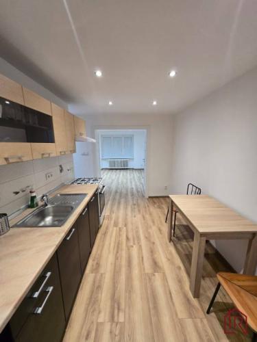 Reality Moderný 1-izbový byt po kompletnej rekonštrukcii – Obr.mieru, Prešov