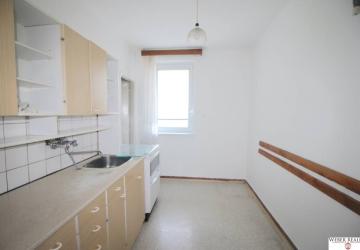 Reality 3-izb.byt v Ružovej doline (oproti Katastrálnemu úradu)