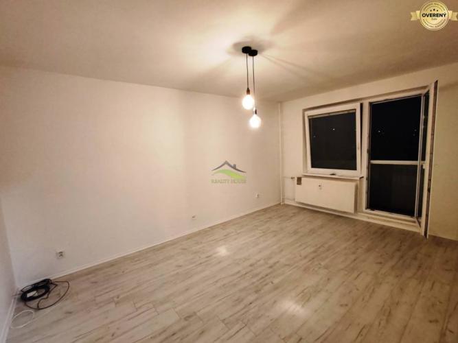 Reality 2-izbový komfort v 1-izbovom byte s balkónom – Vranov, Lúčna!