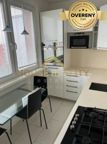 Reality Prenájom 2 izbový byt s lodžiou, Tranovského ulica, BA IV. Dúbravka