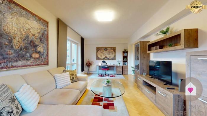 Reality BA/STARÉ MESTO - Prenájom kompletne zariadeného 2i bytu s 2 balkónmi