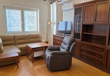 Reality Prenájom priestranného 3-izbového bytu, 87 m² – Krížna ulica,