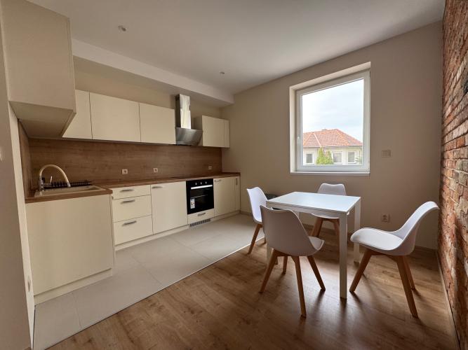 Reality Pallas ponúka na dlhodobo novostavbu 3-izb.bytu s parkingom