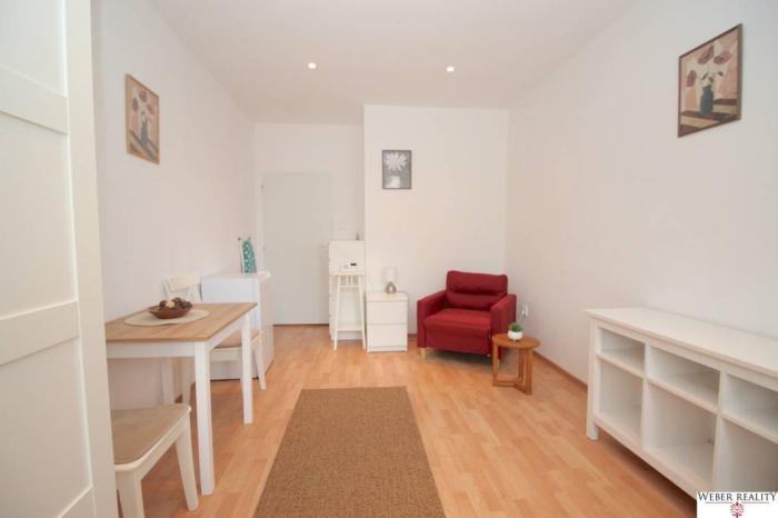 Reality Zariadená, zrekonštr. Garsóka s loggiou v Krasňanoch vrátane Energií