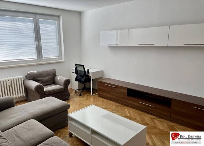 Reality REB.SK Prenájom 2-izbový byt Bratislava - Ružinov