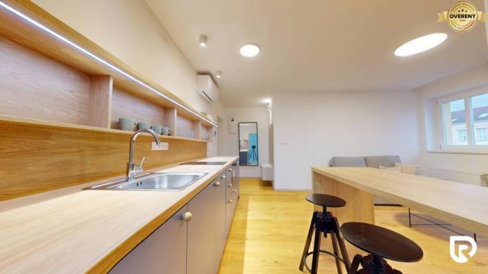 Reality RentHub | Mestská vila | 2i byt | charakter & atmosféra | centrum