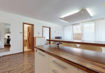 Reality RADO | Na prenájom krásne prerobený 2i byt, Šafárikova - Trenčín