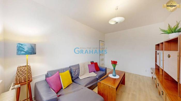 Reality Prenájom 2-izbový byt Bratislava – Vrakuňa, klimatizácia, parkovanie