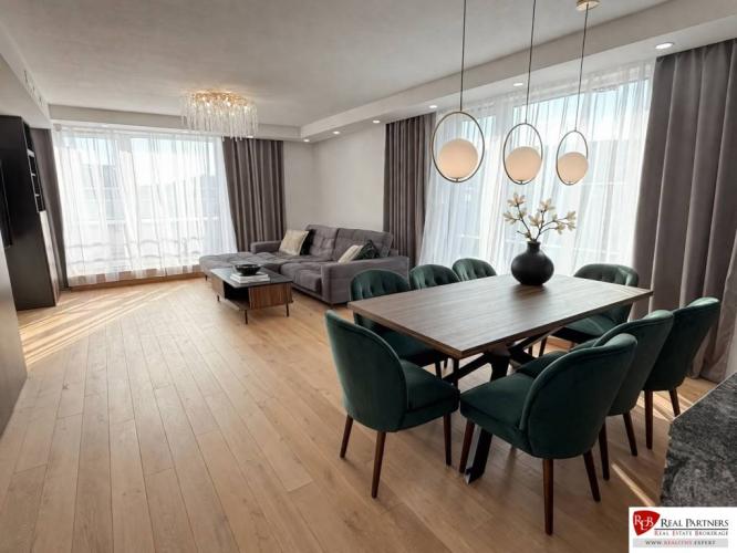 Reality Predaj 4-izbový byt 133m2,terasa 59m2, 2x garáž, Bratislava-Nové Mesto