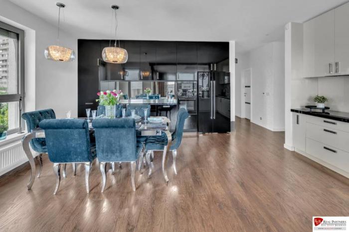 Reality Prenájom, Luxusný 4 izbový byt, 180 m2 + 25 m2,Condominium Renaissance