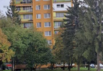 Reality SÚRNE!!!  Hľadáme pre konkrétnu klientku 1,5 alebo 2 izbový byt v mest