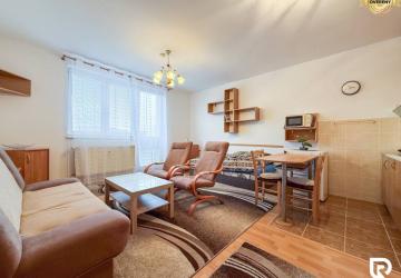 Reality RADO | Na prenájom garsónka 30m2, Východná - Trenčín