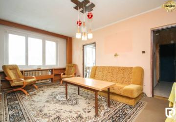 Reality RADO | 2i byt 52m2 + balkón a lódžia, ul. Vážska - Piešťany