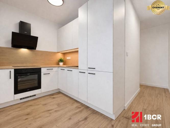 Reality NOVO KOMPLET. PREROBENÝ 2 – IZB. BYT, PIVNICA ,LATORICKÁ, BRATISLAVA