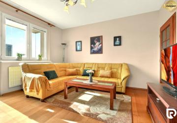 Reality RADO |3 izbový byt Dubnica nad Váhom Centrum II - zariadený