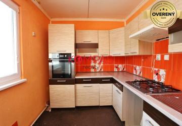 Reality PRIESTRANNÝ, SVETLÝ 3-IZB. BYT SO ZÁHRADOU A GARÁŽOU V  MALEBNEJ OBCI