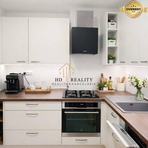 Reality HD REALITY, PREDAJ, 2,5 izbový  byt v Banskej Bystrici, Mládežnícka