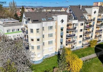 Reality 3 izby, terasa, zimná záhrada, parkovanie, sklad k bytu