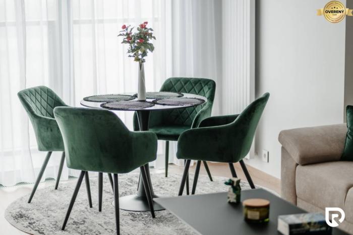 Reality RentHub | E2Tower | 20.poschodie | 2i byt | panoramatický výhľad |