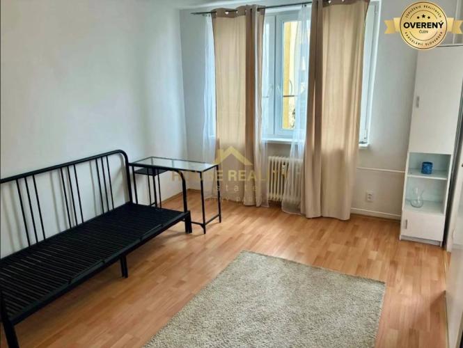 Reality Prenájom 1 izbový byt, Banšelova ulica, Bratislava II. Ružinov/Trnávka