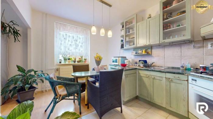 Reality RADO | 3i byt s výhľadom na Kolibu a hrad | Kramáre | 74.7m2