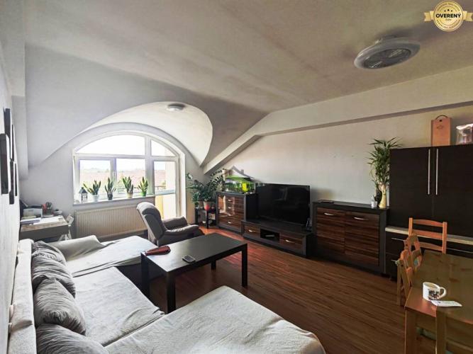Reality LUXUSNÝ 3izbový byt S BALKÓNOM - SRDCE VRANOVA