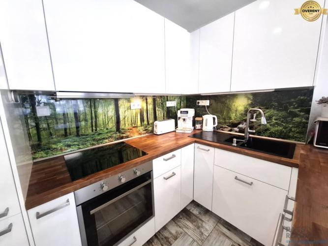 Reality PREDAJ-ÚTULNÝ 2 izbový byt ( 50 m2 ), TEHLA, BA-Krasňany, ul. Pekná ce