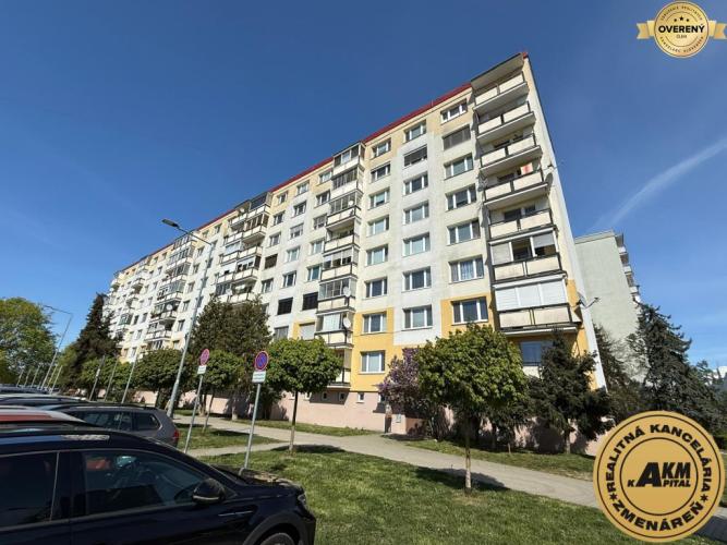 Reality REZERVOVANÉ 3 izbový byt s balkónom 75m2 Zvolen Západ