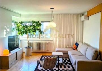 Reality Prenájom veľký 4 izbový byt Martinengova ul., Bratislava I.Staré Mesto