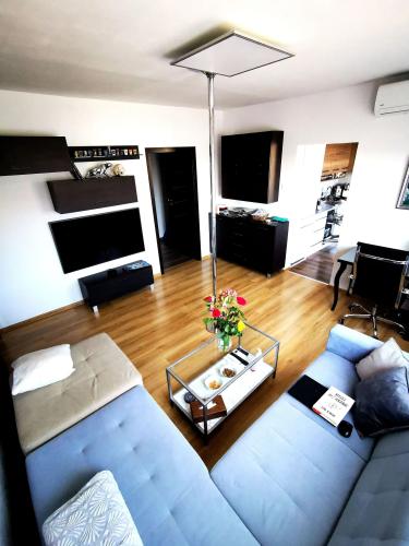 Reality 2-izbový byt byt, Bratislava, Ružinov, Mierová