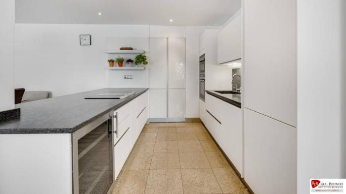 Reality Novostavba 3 izbový byt, Palisády, 147 m2, výhľad, parkovanie, BA I