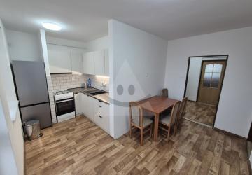 Reality 3-izbový byt byt, Trenčín, Západ Zlatovce, Bavlnárska