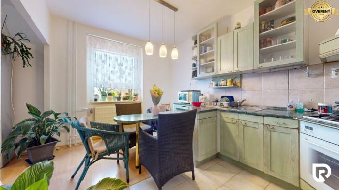 Reality RADO | 3i byt s výhľadom na Kolibu a hrad | Kramáre | 74.7m2