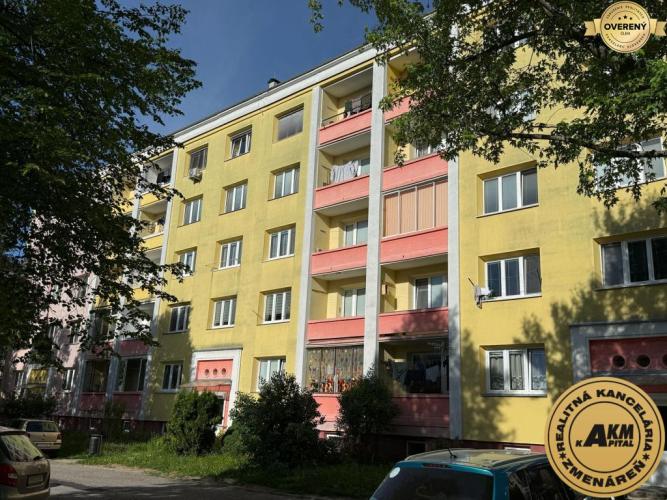 Reality REZERVOVANÉ 2 izbový byt 61m2 Zvolen - Podborová  Lodžia Na Predaj