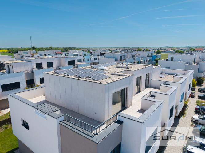 Reality Nový 3-izbový byt 82 m² | Terasa 97 m² | Mesačná ulica | Hviezdoslavov