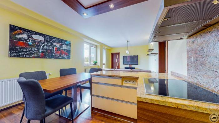 Reality 3 izbový byt 90m²  2 x balkón  Banská Bystrica CENTRUM