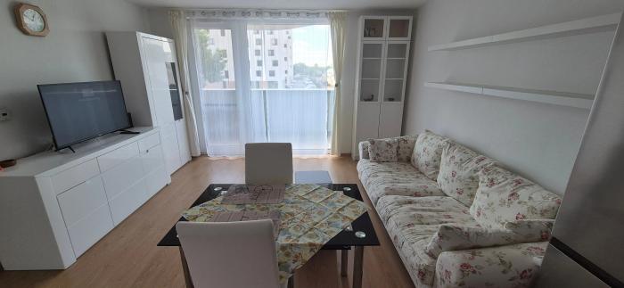 Reality 2-izbový byt byt, Bratislava, Petržalka - Háje, Gessayova