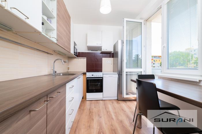Reality Prenájom 2-izbového bytu s balkónom / 54 m² / Bratislava – Ružinov, Muškátová ulica
