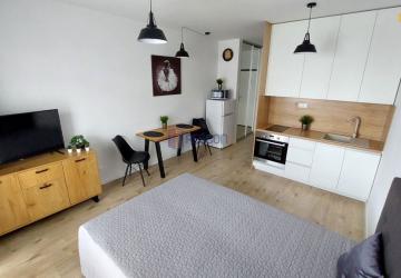 Reality Moderný 1-izbový byt s lodžiou v Slnečniciach | voľný od 1.8.