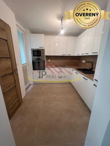 Reality Kompletne prerobený 3i byt na Medenej ul., balkón, loggia