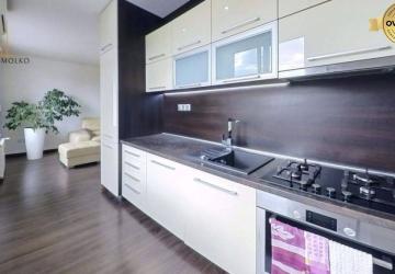 Reality Prenájom 2-izbový luxusný byt v centre mesta Humenné