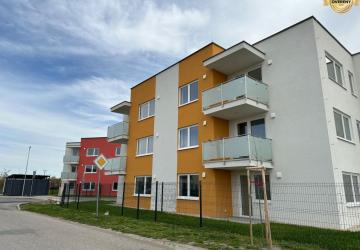 Reality NA PRENÁJOM EXLUZÍVNY NADŠTANDARDNÝ 2 IZBOVÝ BYT - ŠAMORÍN, ČASŤ ŠÁMOT