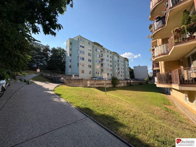 Reality REB.SK - Priestranný 2i byt (65m²), Stará Dúbravka, BA